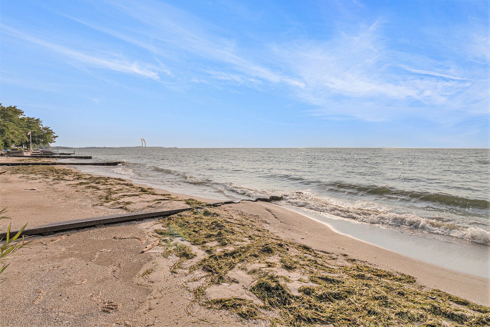 Image for MINIMUM BID AUCTION $425,000! 12294 Lakeshore Dr