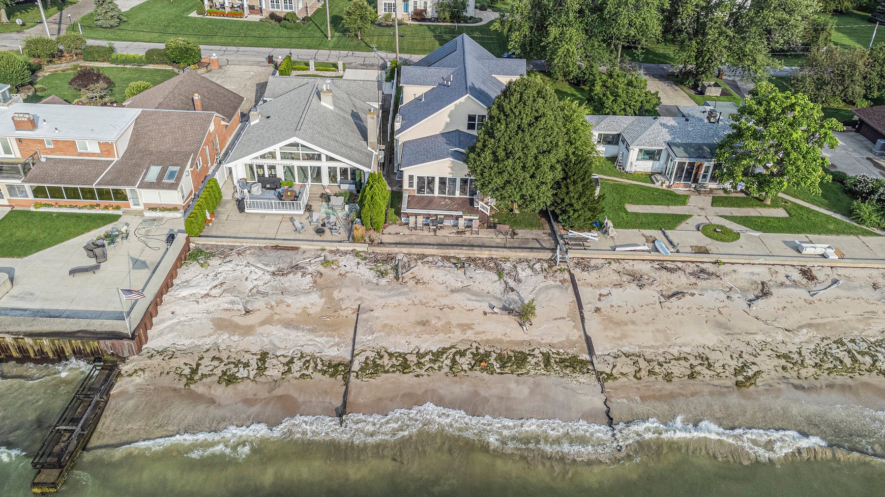 Image for MINIMUM BID AUCTION $425,000! 12294 Lakeshore Dr