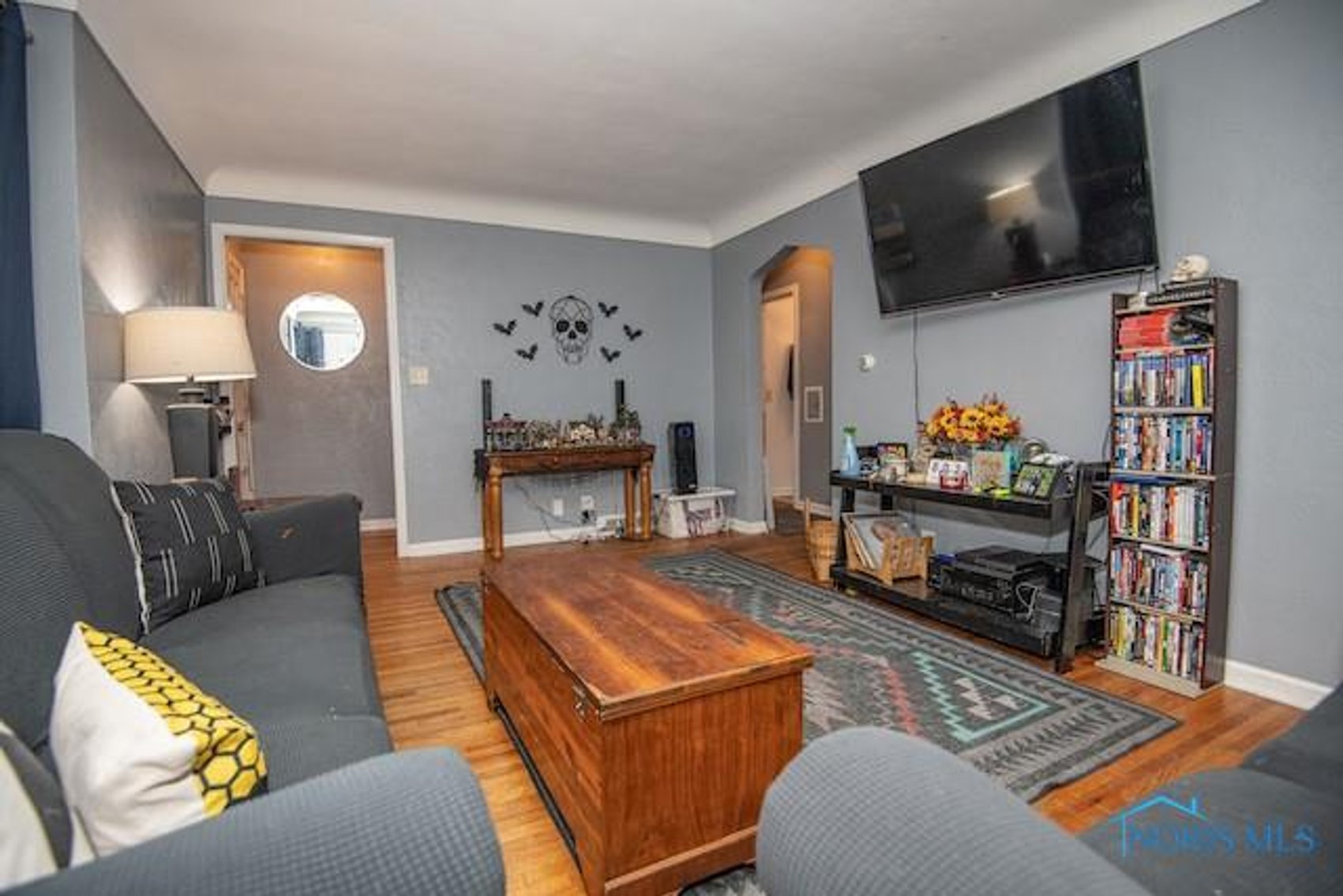 Image for SOLD PRIOR TO AUCTION! 3228 Manhattan