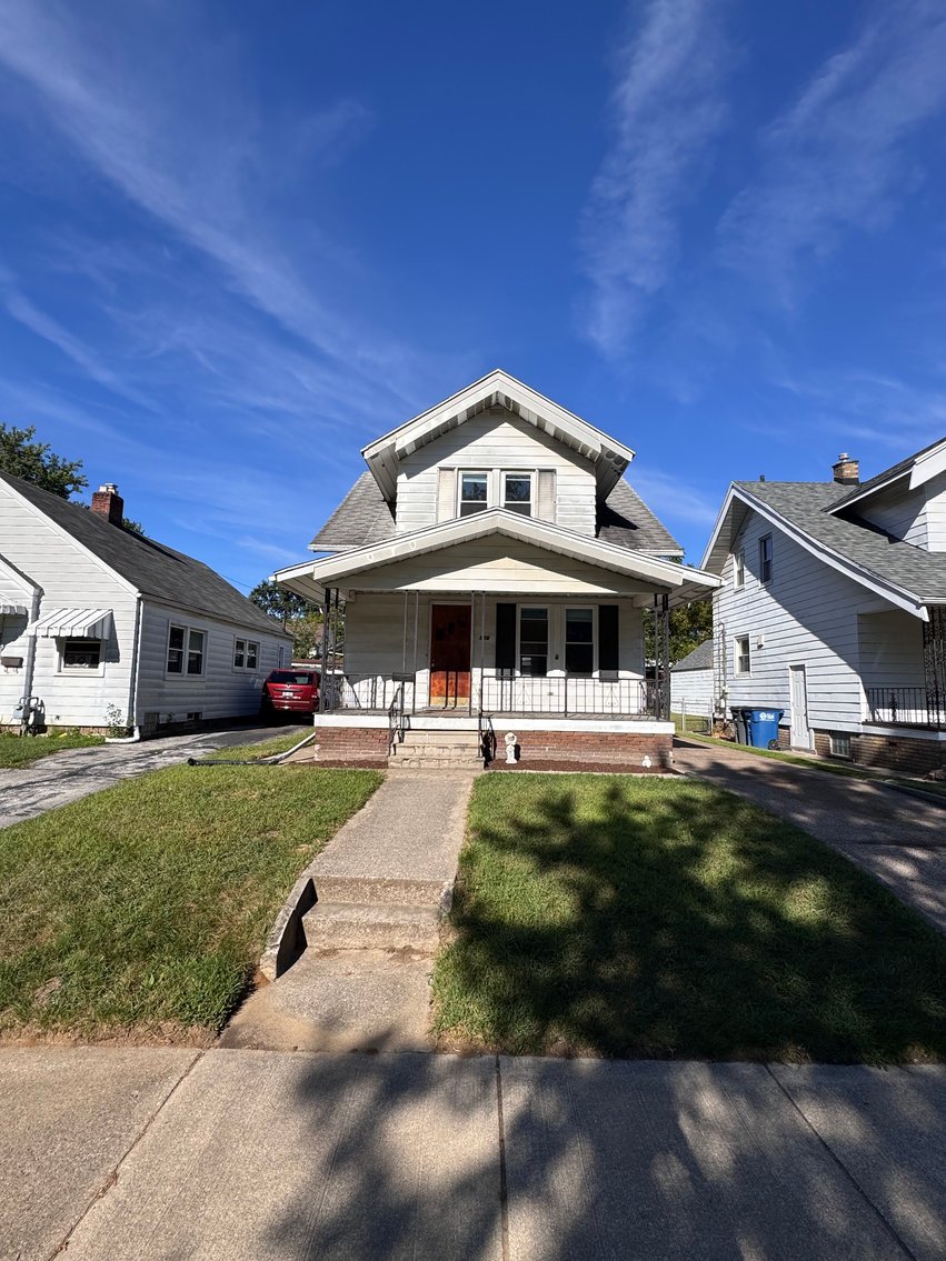 Image for MINIMUM BID AUCTION $39,000! 576 Bronx Dr