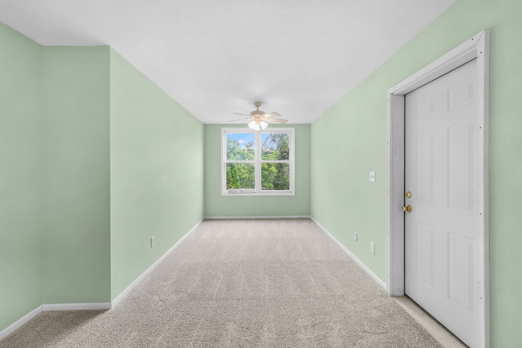 Image for MINIMUM BID AUCTION $425,000! 12294 Lakeshore Dr