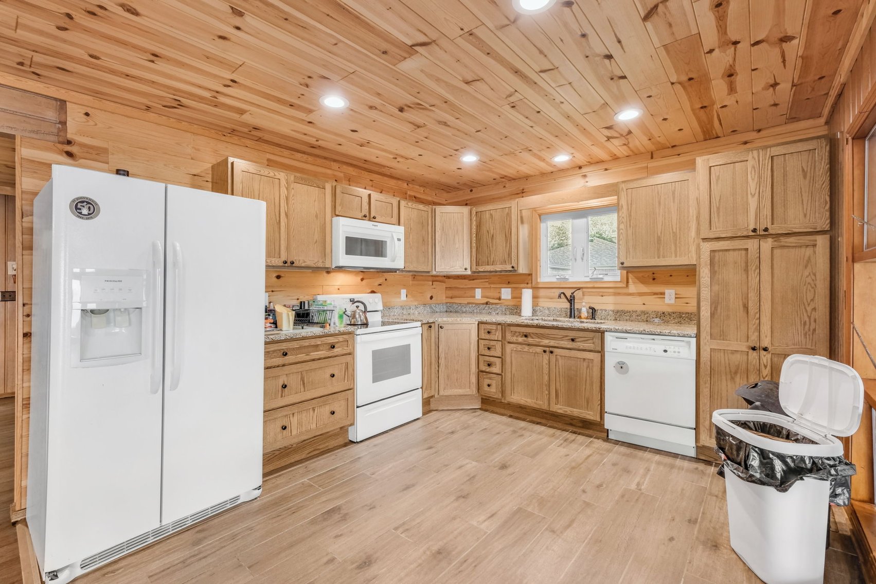 Image for MINIMUM BID AUCTION $425,000! 12294 Lakeshore Dr