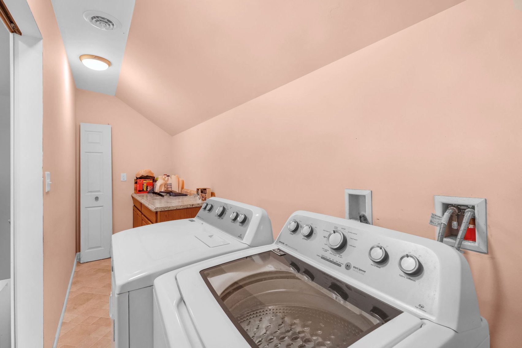 Image for MINIMUM BID AUCTION $425,000! 12294 Lakeshore Dr