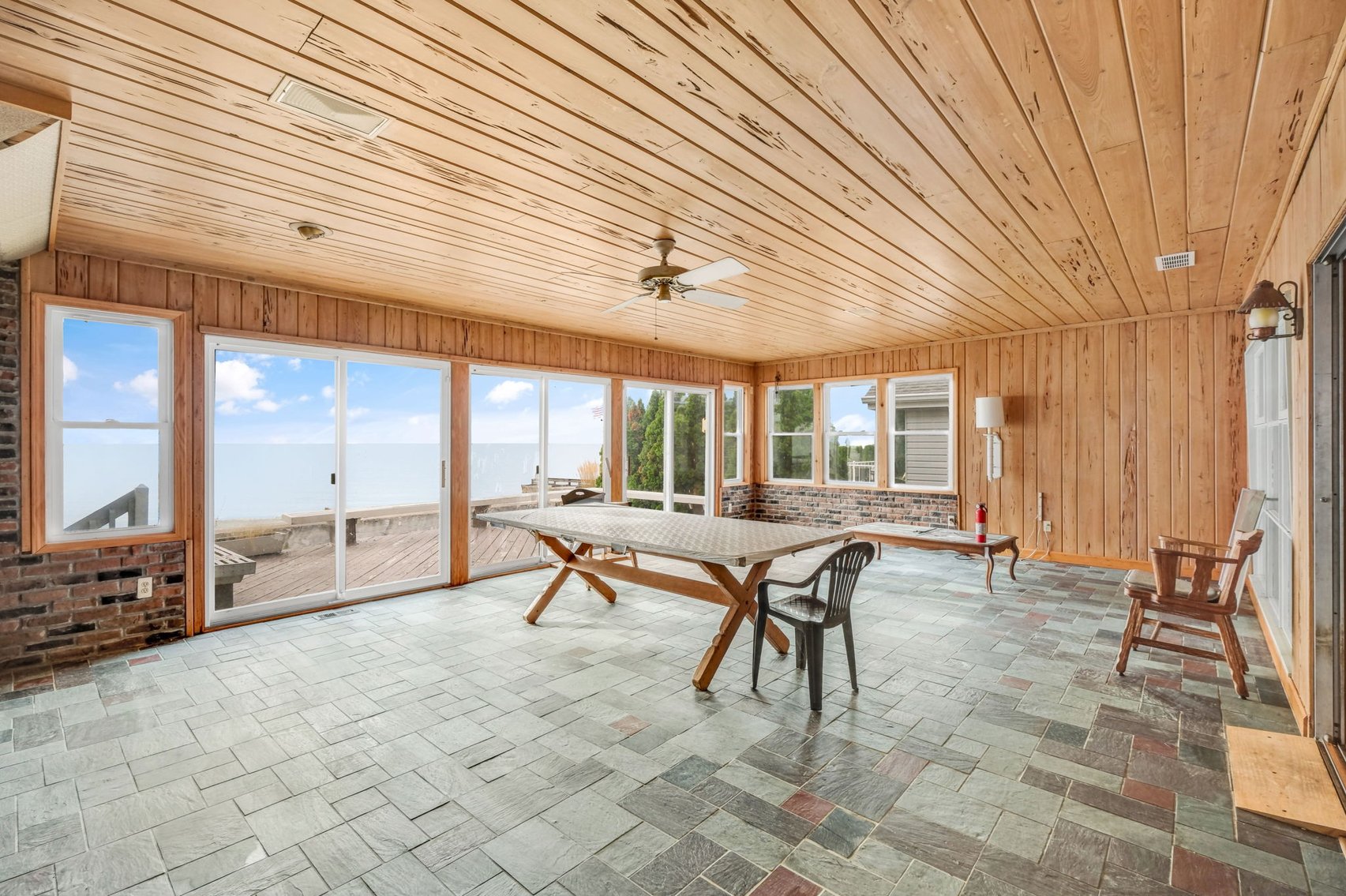 Image for MINIMUM BID AUCTION $425,000! 12294 Lakeshore Dr