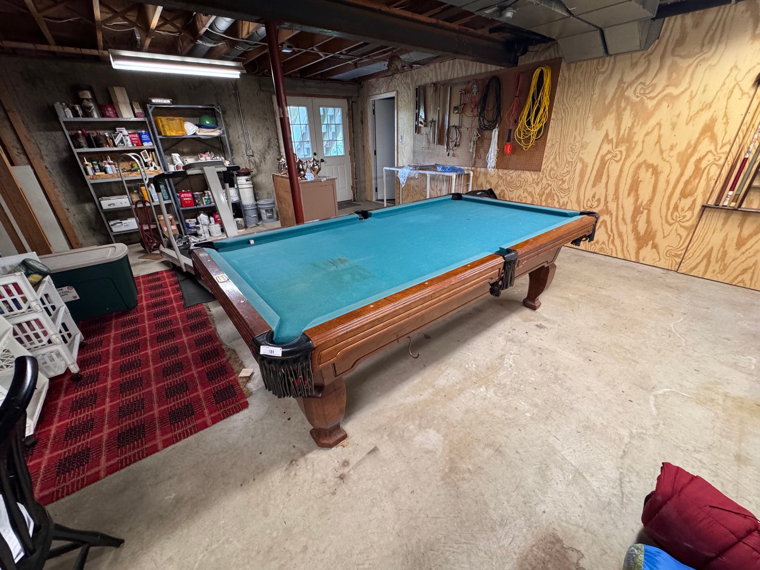 Image for VINTAGE FURNITURE, TOOLS, ARTWORK AND HOUSEHOLD ITEMS ONLINE ONLY AUCTION