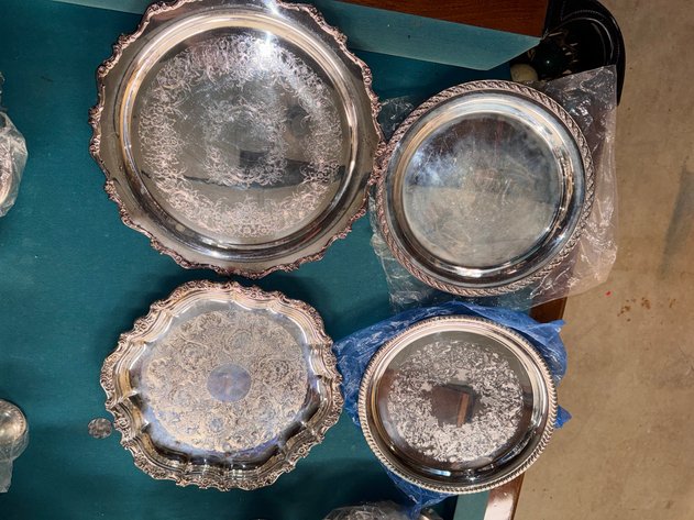 Image for VINTAGE FURNITURE, TOOLS, ARTWORK AND HOUSEHOLD ITEMS ONLINE ONLY AUCTION