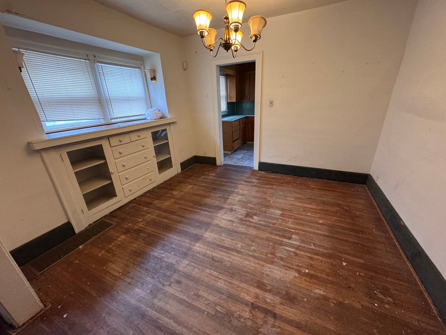 Image for SOLD PRIOR TO AUCTION! 2105 Evansdale Ave