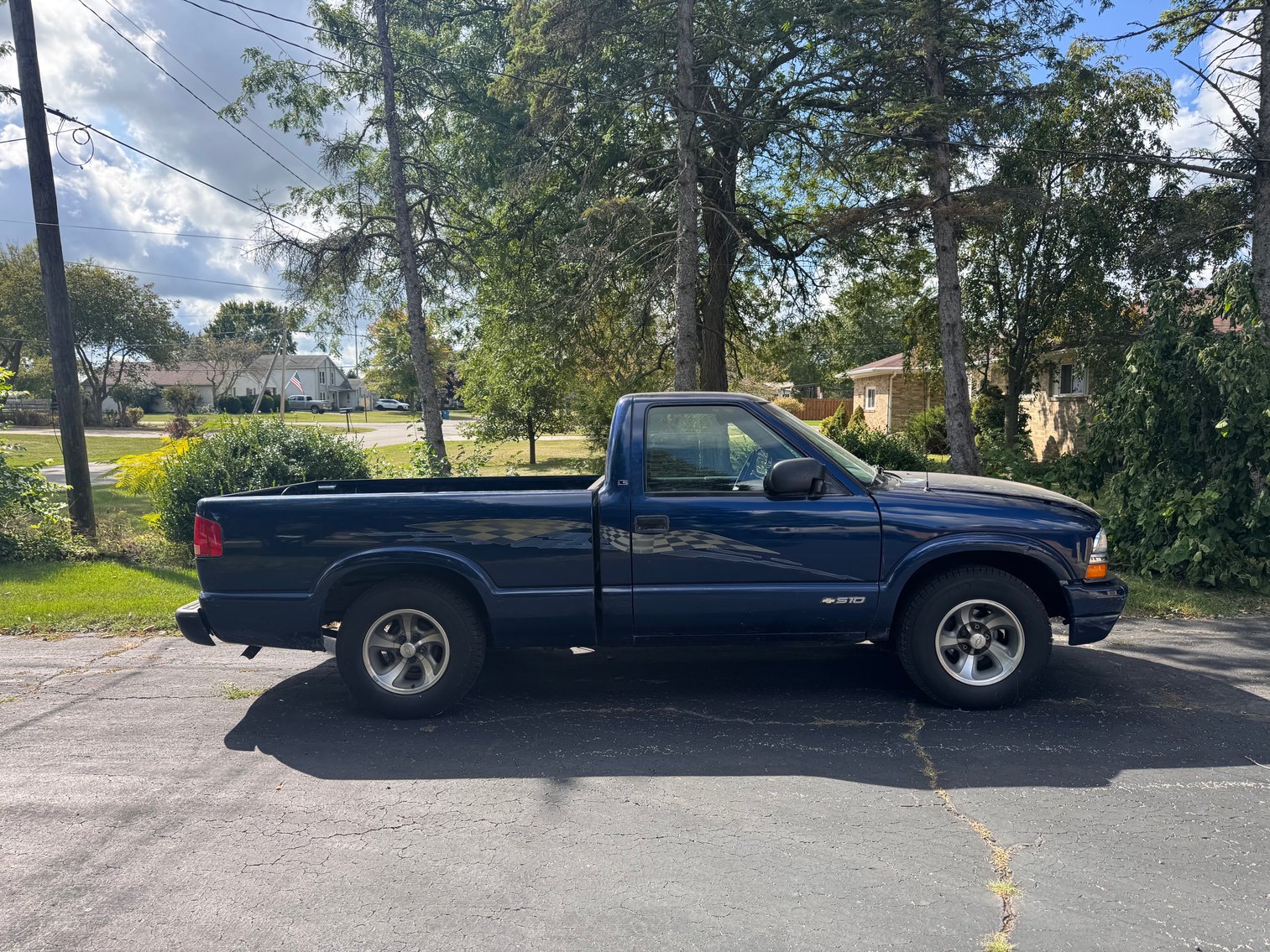 Image for TRUCKS, JOHN DEERE, SNOWBLOWERS AND MORE ONLINE ONLY AUCTION