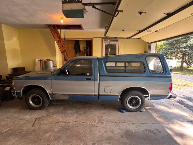 Image for TRUCKS, JOHN DEERE, SNOWBLOWERS AND MORE ONLINE ONLY AUCTION