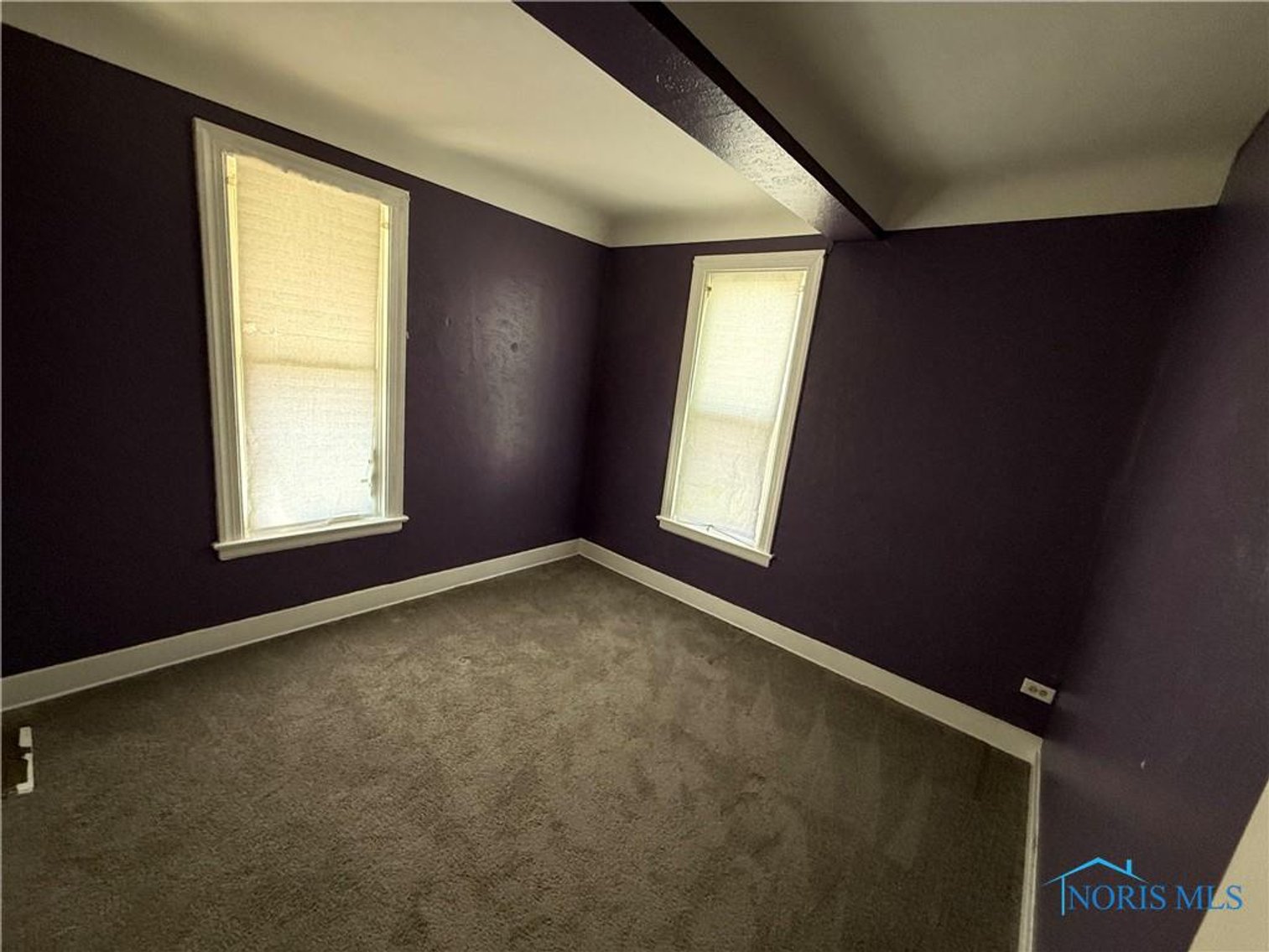 Image for SOLD PRIOR TO AUCTION! 885 National