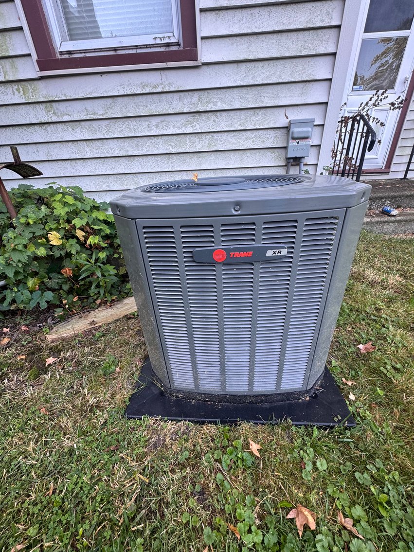 Image for MINIMUM BID AUCTION $19,000! 852 Berry