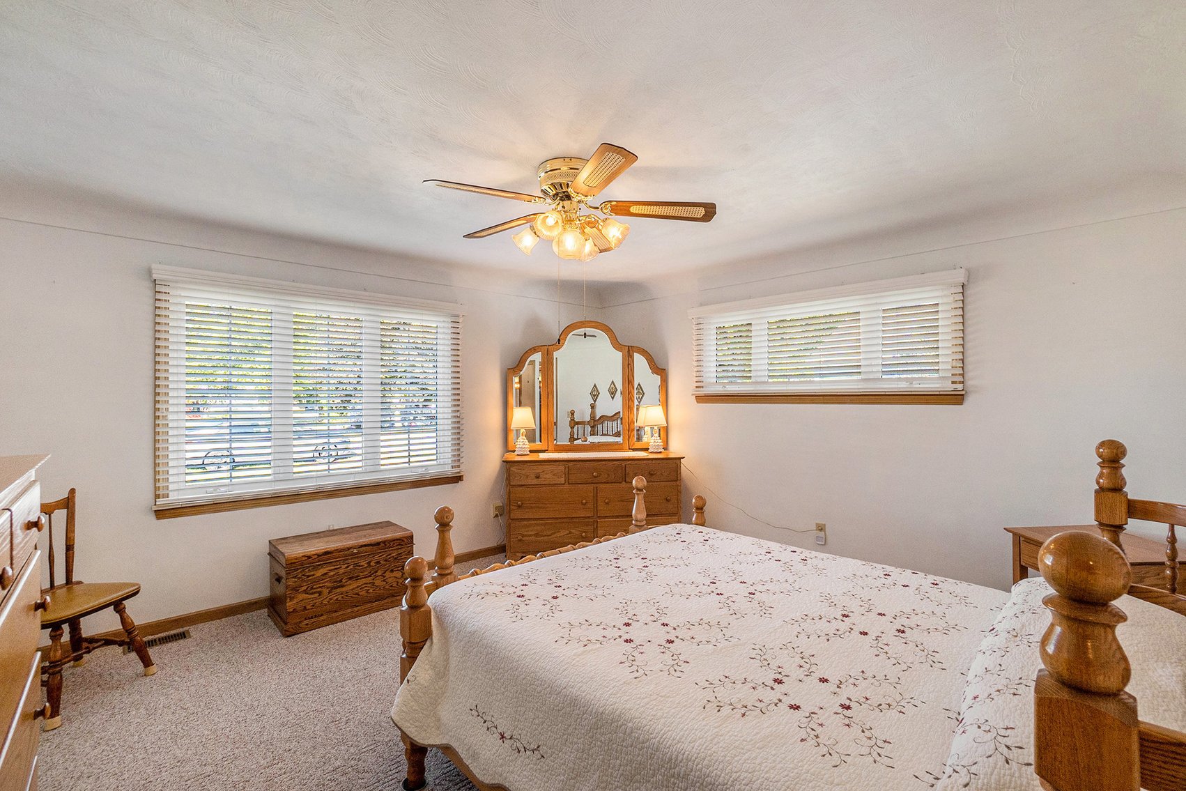 Image for MINIMUM BID AUCTION $150,000! 228 Ohio Ave