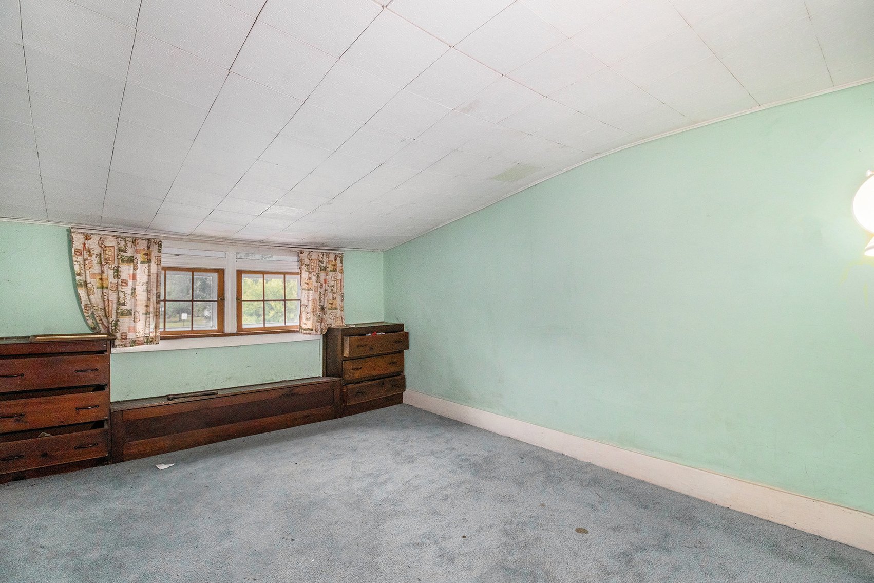 Image for MINIMUM BID AUCTION $90,000! 6237 Dorr St