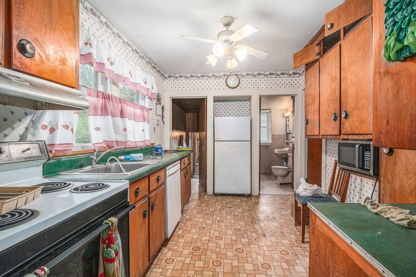 Image for MINIMUM BID AUCTION $90,000! 6237 Dorr St