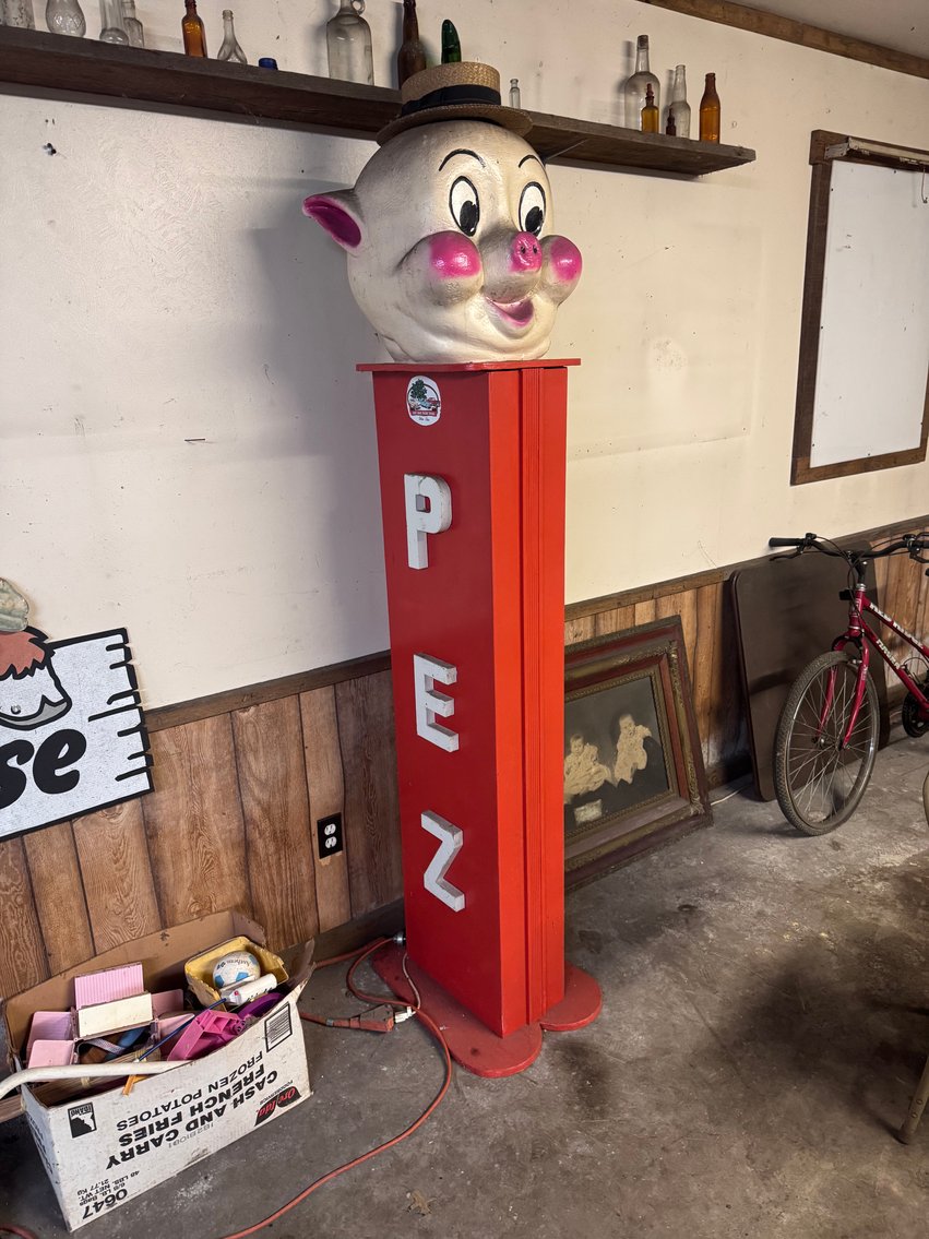 Image for TOOLS, ANTIQUES AND HOUSEHOLD ITEMS ONLINE ONLY AUCITON