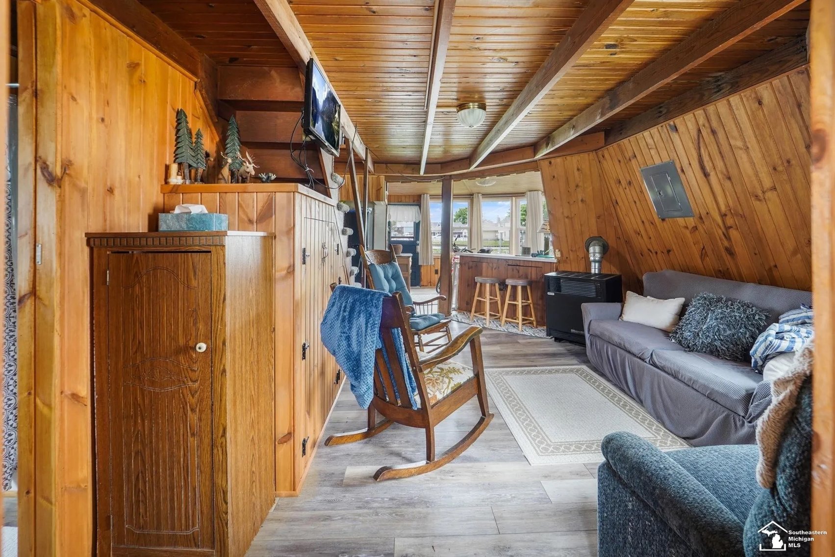 Image for ONLINE ONLY REAL ESTATE AUCTION! 2875 Round Lake Hwy