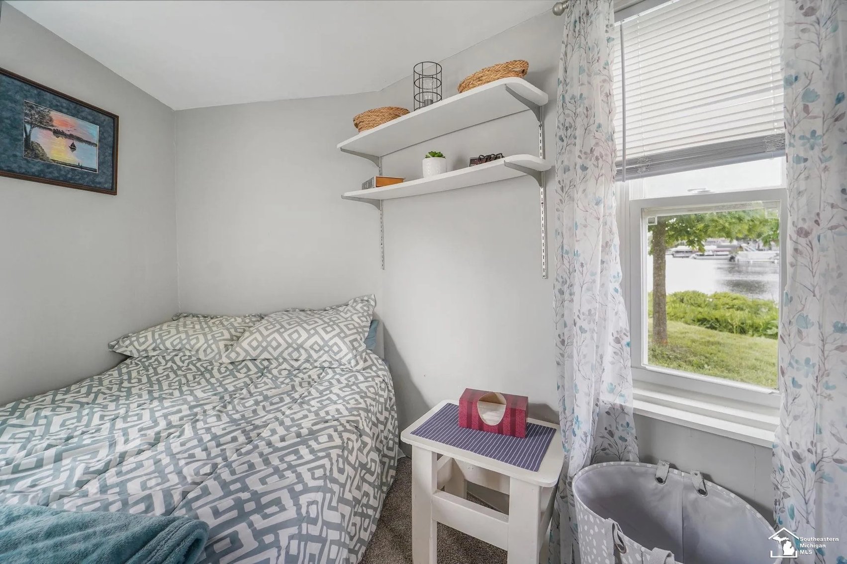 Image for ONLINE ONLY REAL ESTATE AUCTION! 2875 Round Lake Hwy