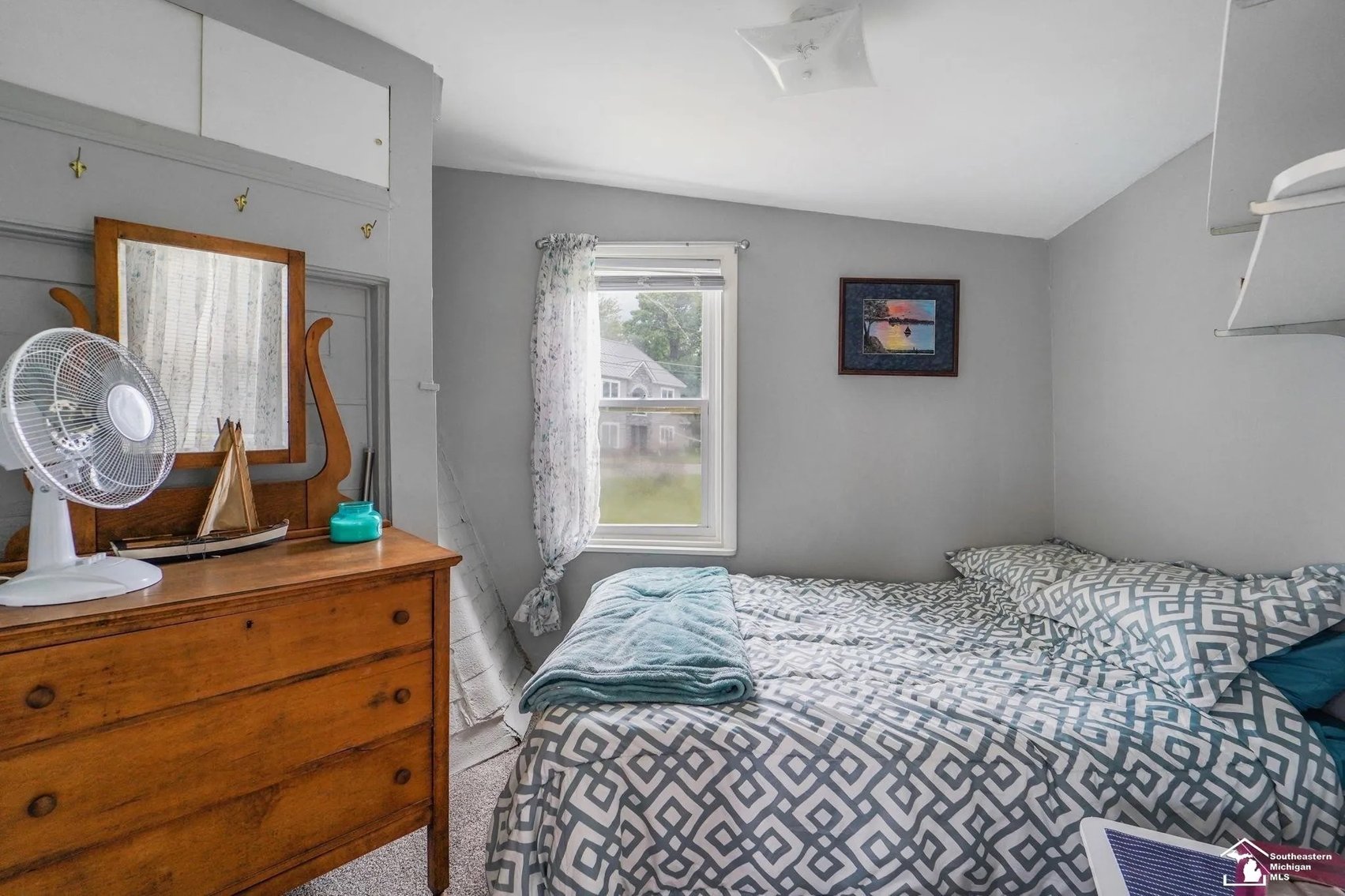 Image for ONLINE ONLY REAL ESTATE AUCTION! 2875 Round Lake Hwy