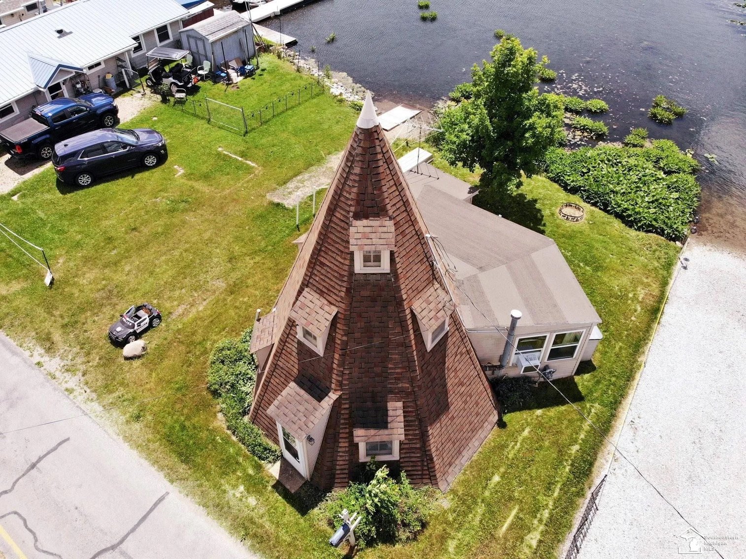 Image for ONLINE ONLY REAL ESTATE AUCTION! 2875 Round Lake Hwy