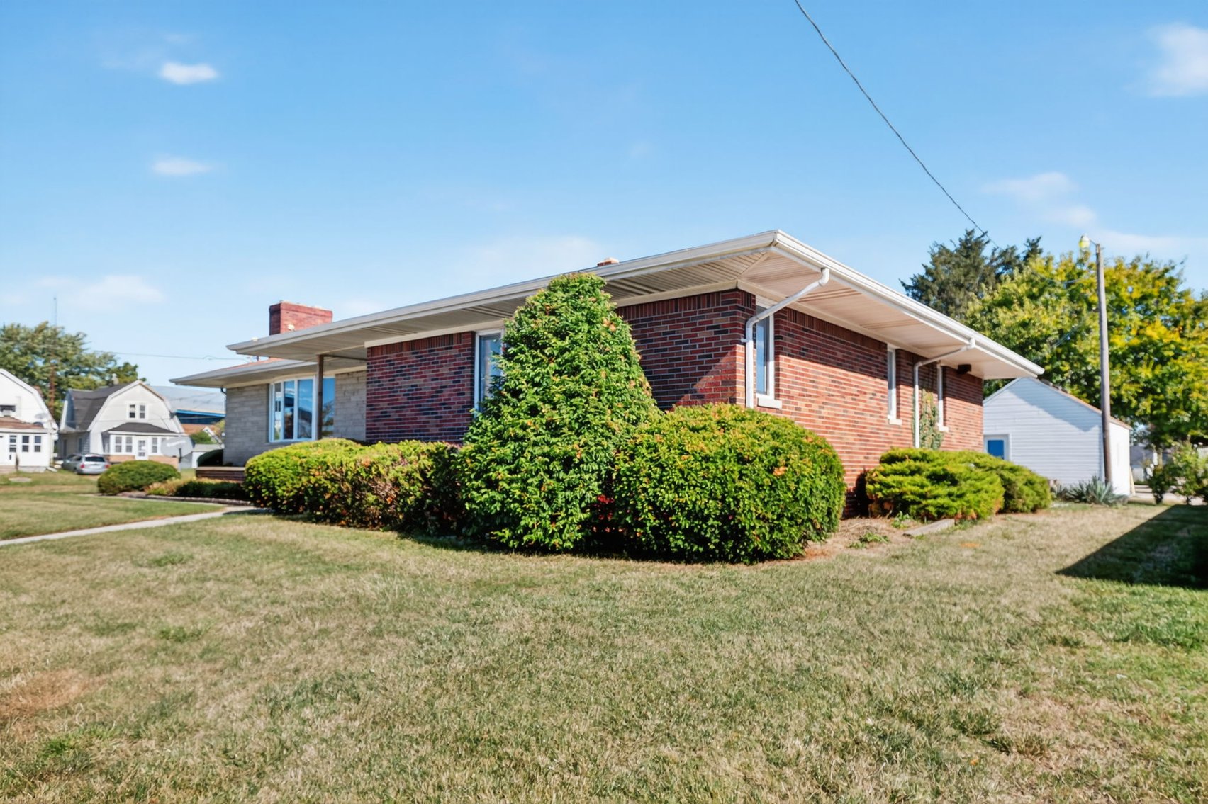 Image for MINIMUM BID AUCTION $99,000! 611 Miami St