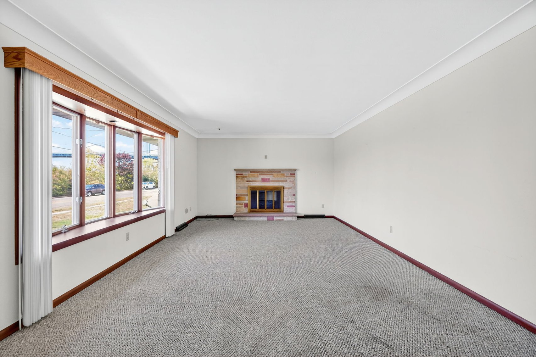 Image for MINIMUM BID AUCTION $99,000! 611 Miami St