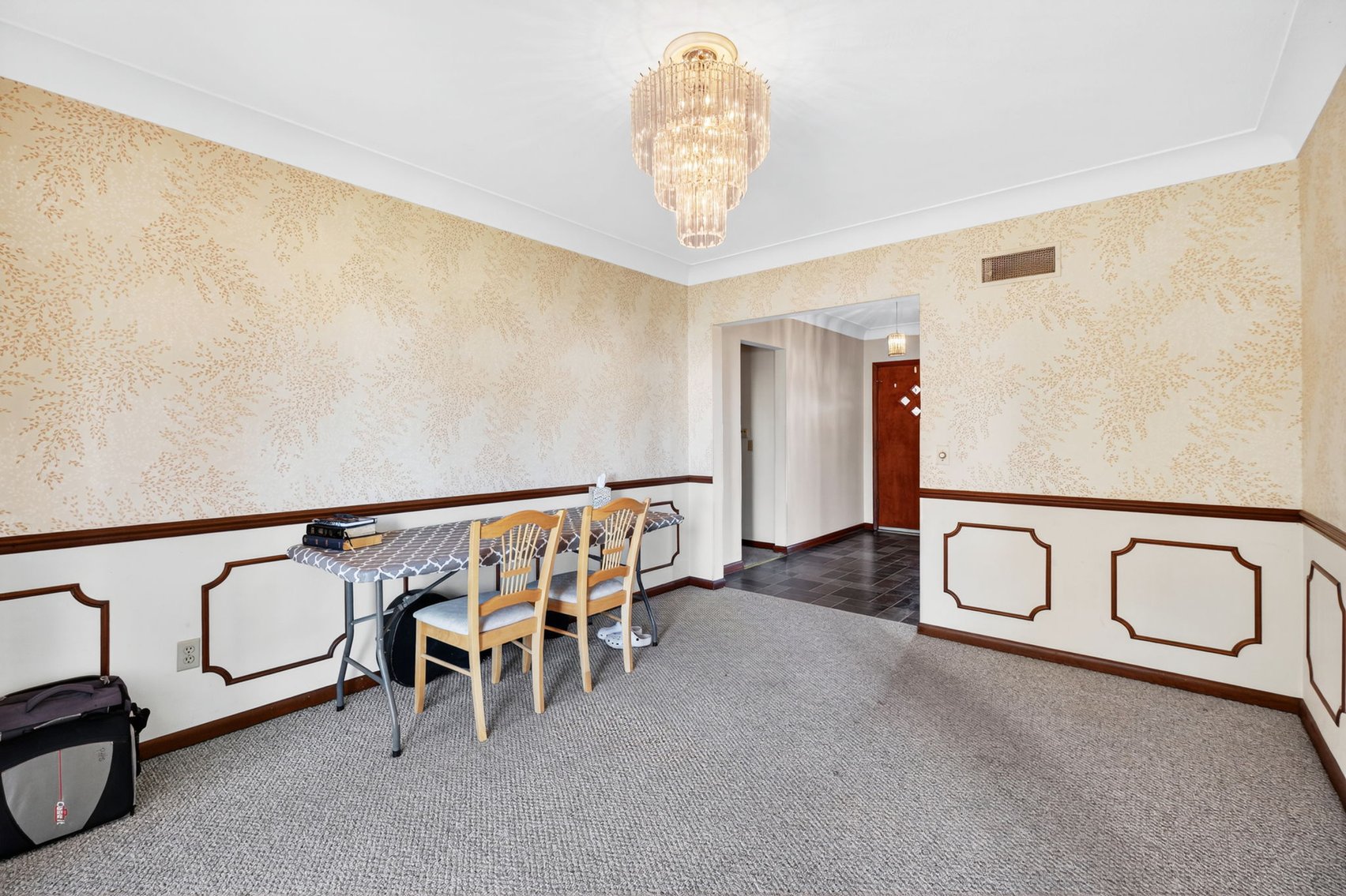 Image for MINIMUM BID AUCTION $99,000! 611 Miami St