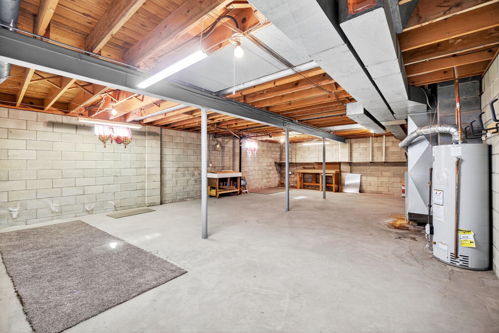 Image for MINIMUM BID AUCTION $99,000! 611 Miami St