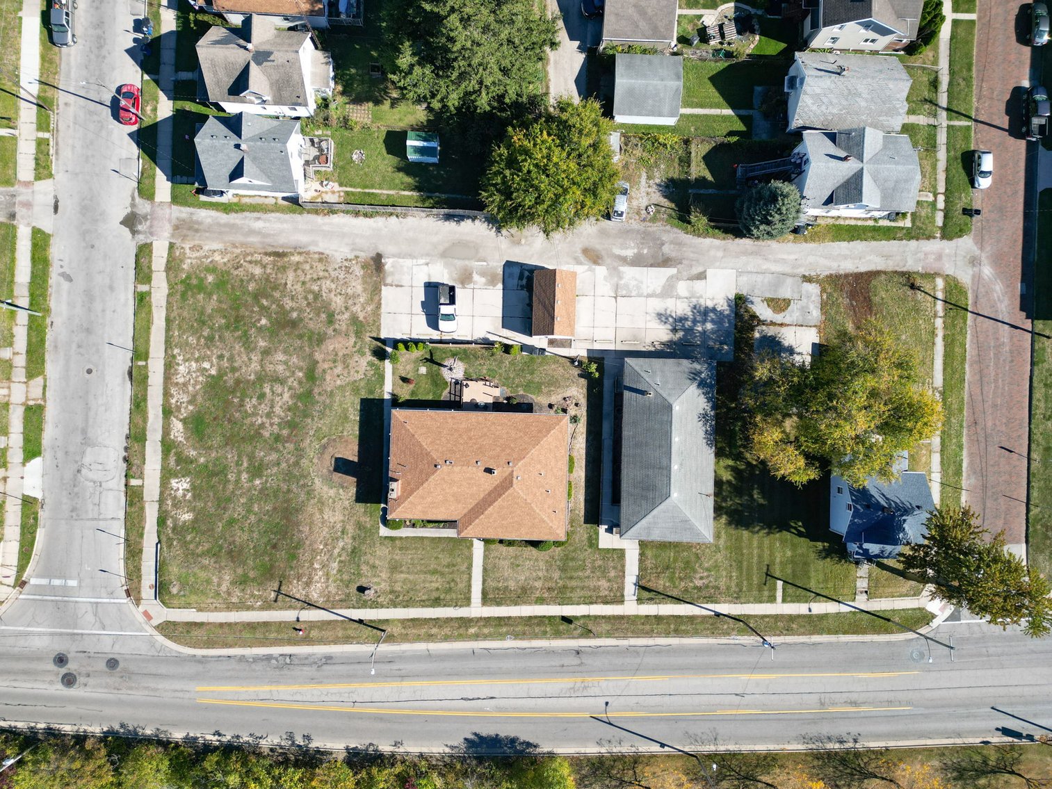 Image for MINIMUM BID AUCTION $99,000! 611 Miami St