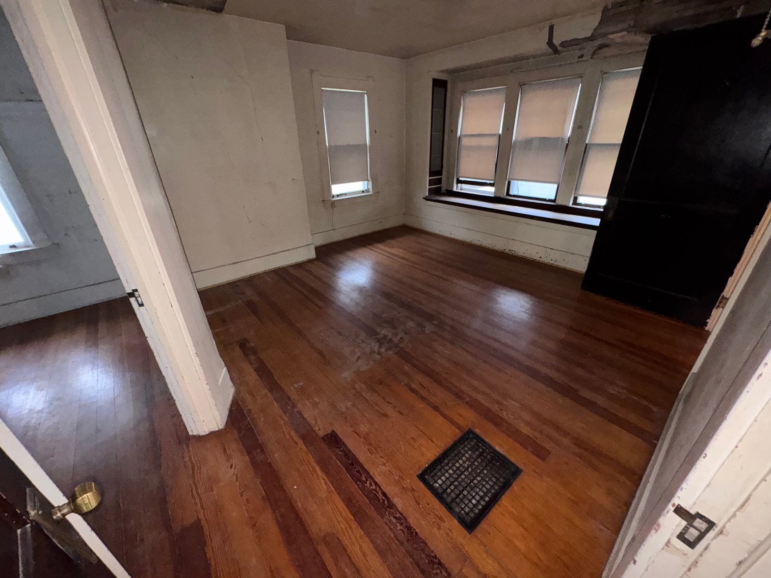 Image for SOLD PRIOR TO AUCTION! 3626 Hazelhurst Ave