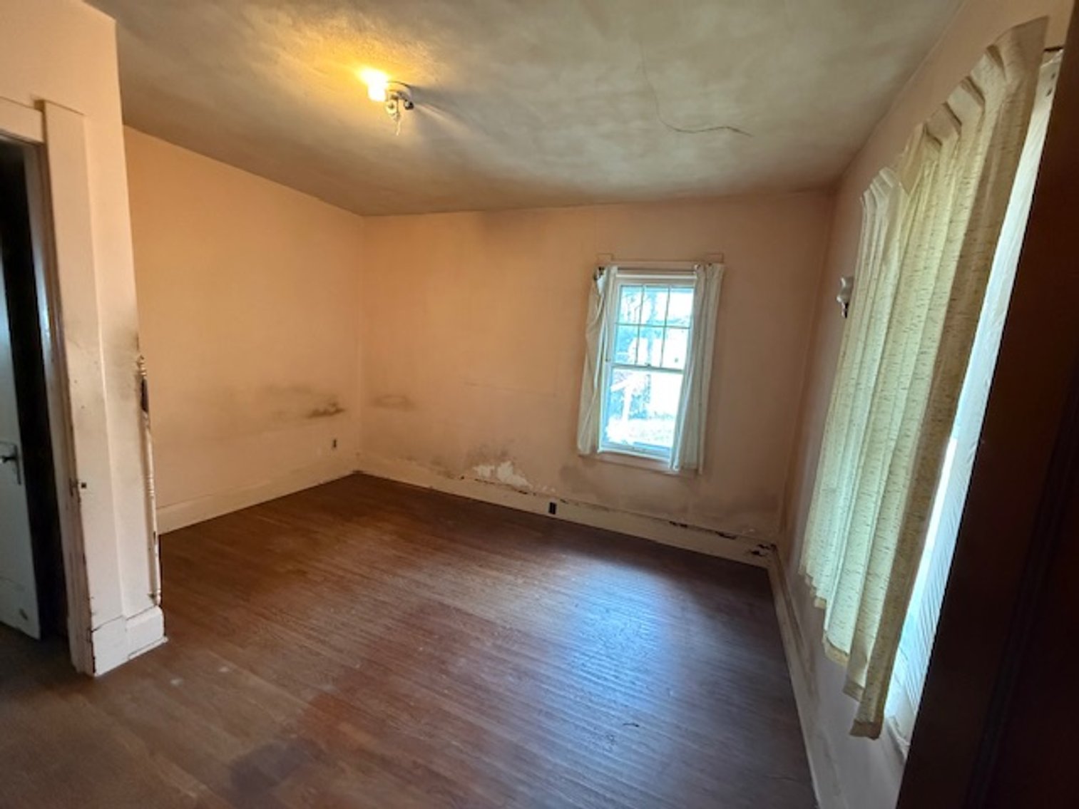 Image for MINIMUM BID AUCTION $29,000! 4419 Lewis Ave