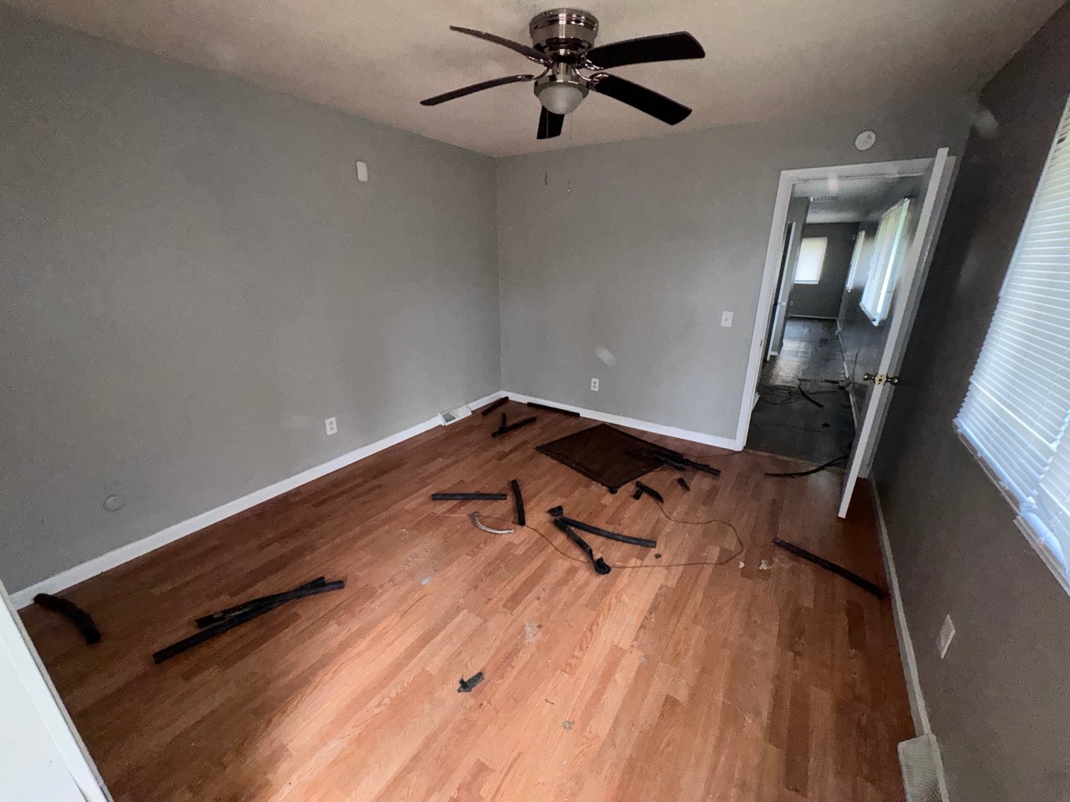 Image for MINIMUM BID AUCTION $29,000! 1431 Moore St