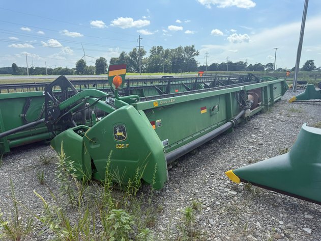 Image for John Deere 635F 35’ Flex Header H00635F725502 Inv#: 25509