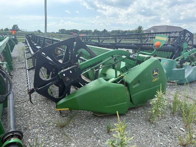 Image for John Deere 635F 35’ Flex Header H00635F725502 Inv#: 25509
