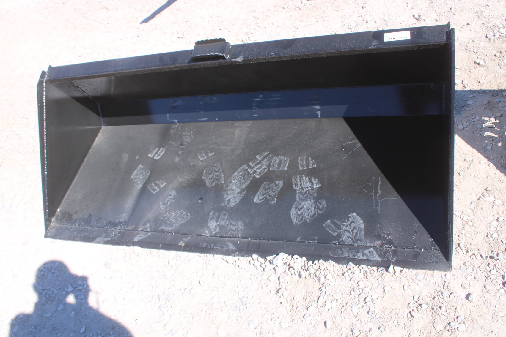 Image for TRI BROTHERS Consignment (FALL 2025) Ring 2