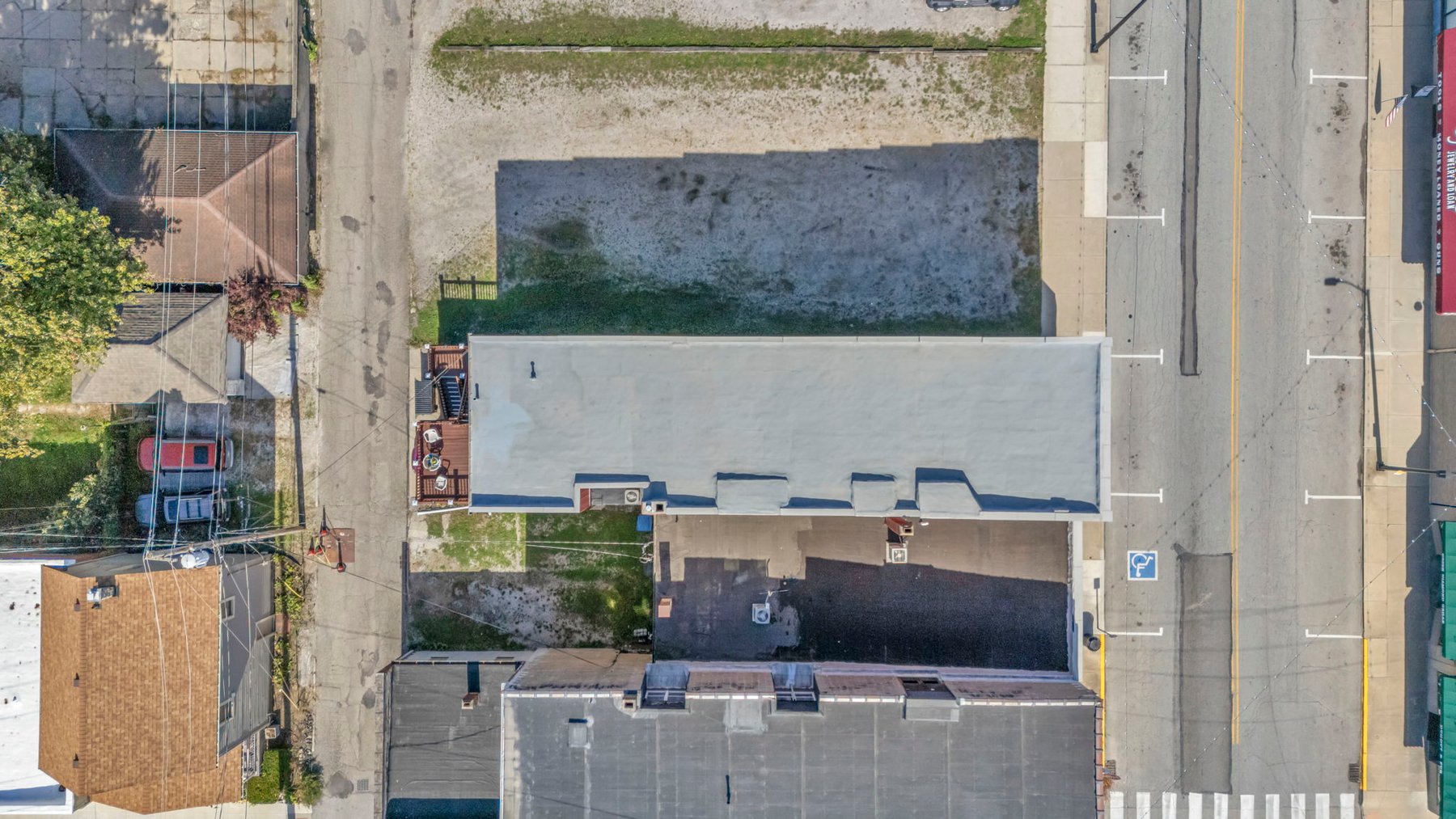 Image for 6050 SF Mixed-Use Retail / 2BR Apartment