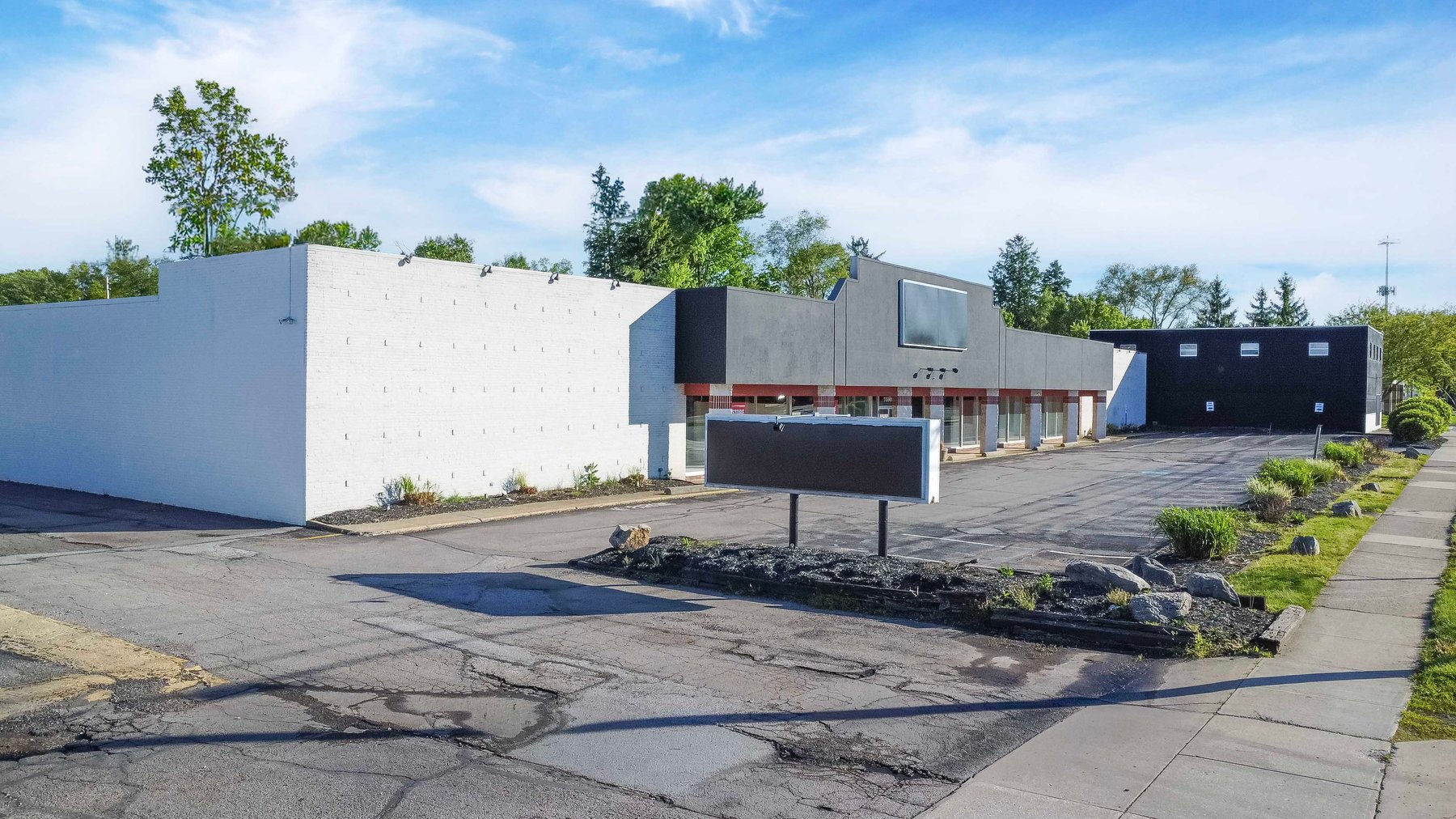 Image for 30,195 SqFt  Freestanding Retail Building