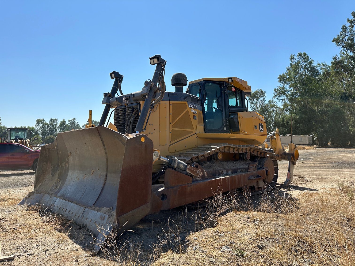 Image for 2016 John Deere 1050K