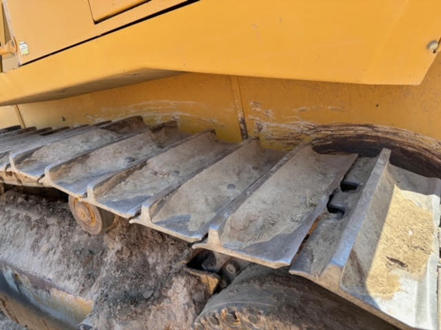 Image for 2016 John Deere 1050K