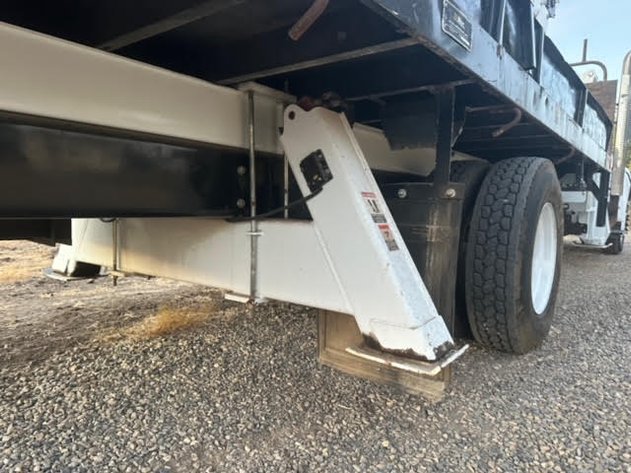 Image for 2009 Altec AC18-70B on 2009 Ford F750