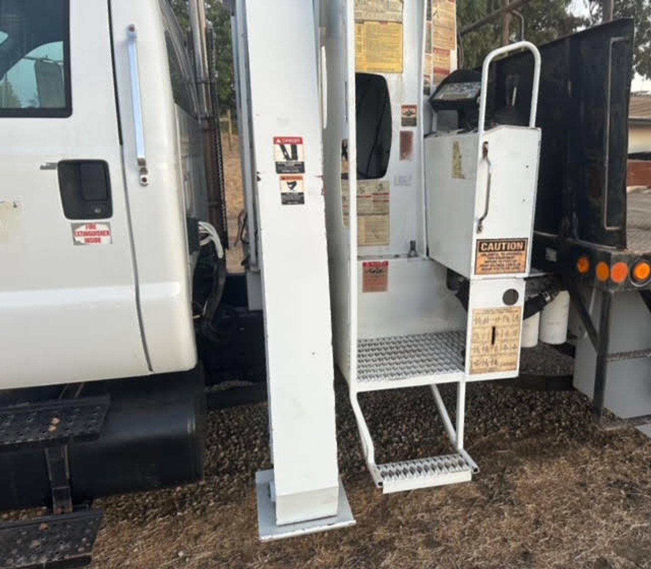 Image for 2009 Altec AC18-70B on 2009 Ford F750