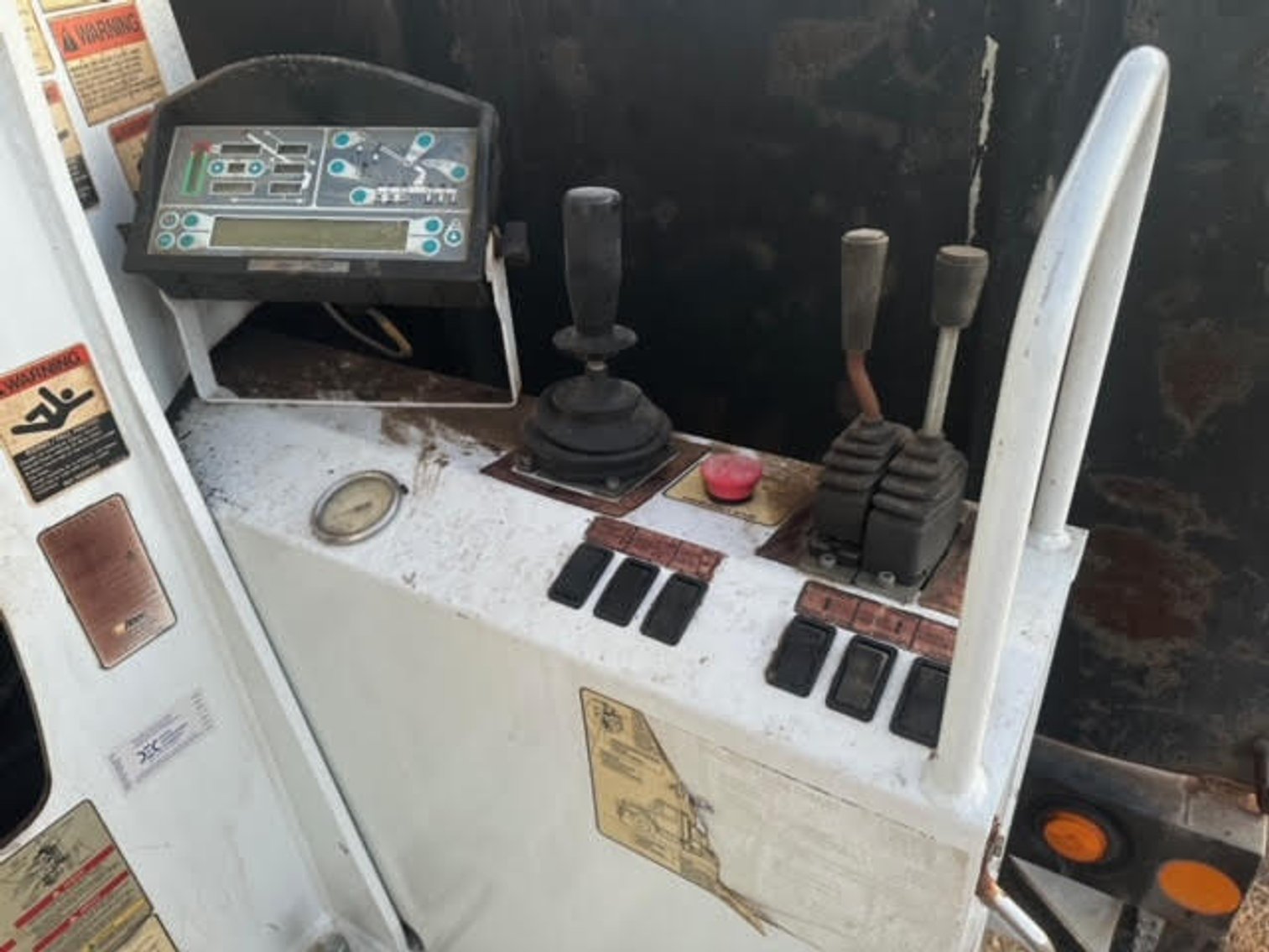 Image for 2009 Altec AC18-70B on 2009 Ford F750