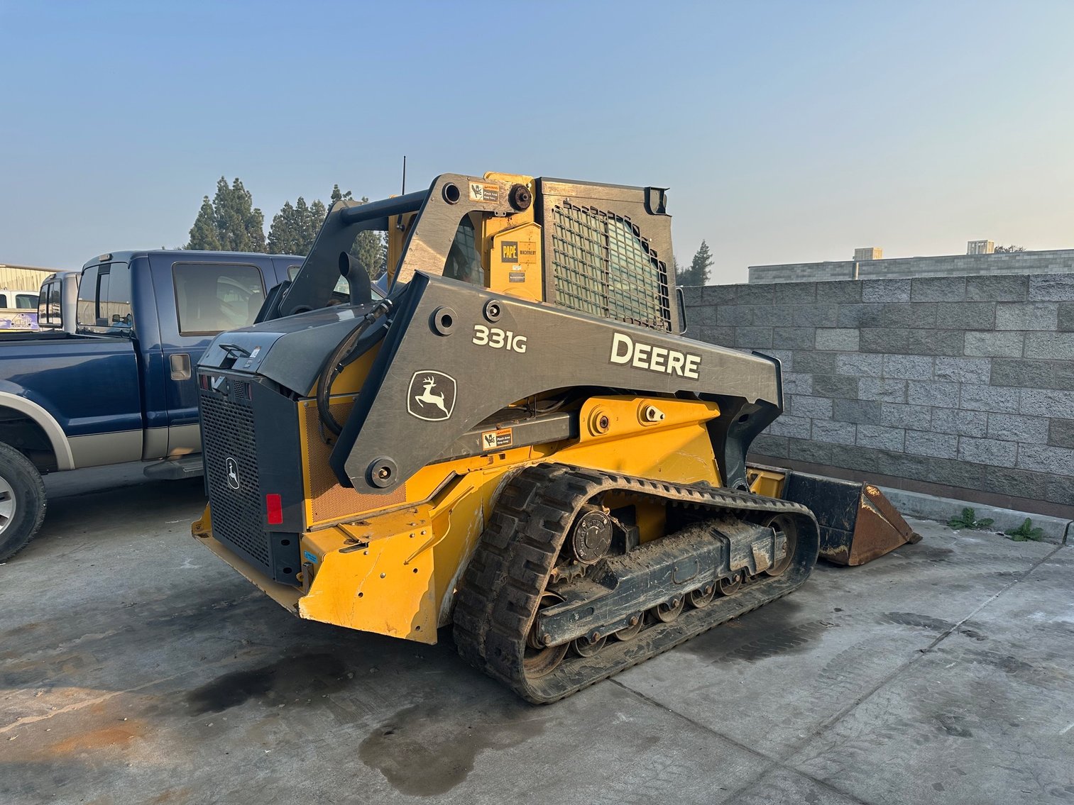 Image for 2019 John Deere 331G