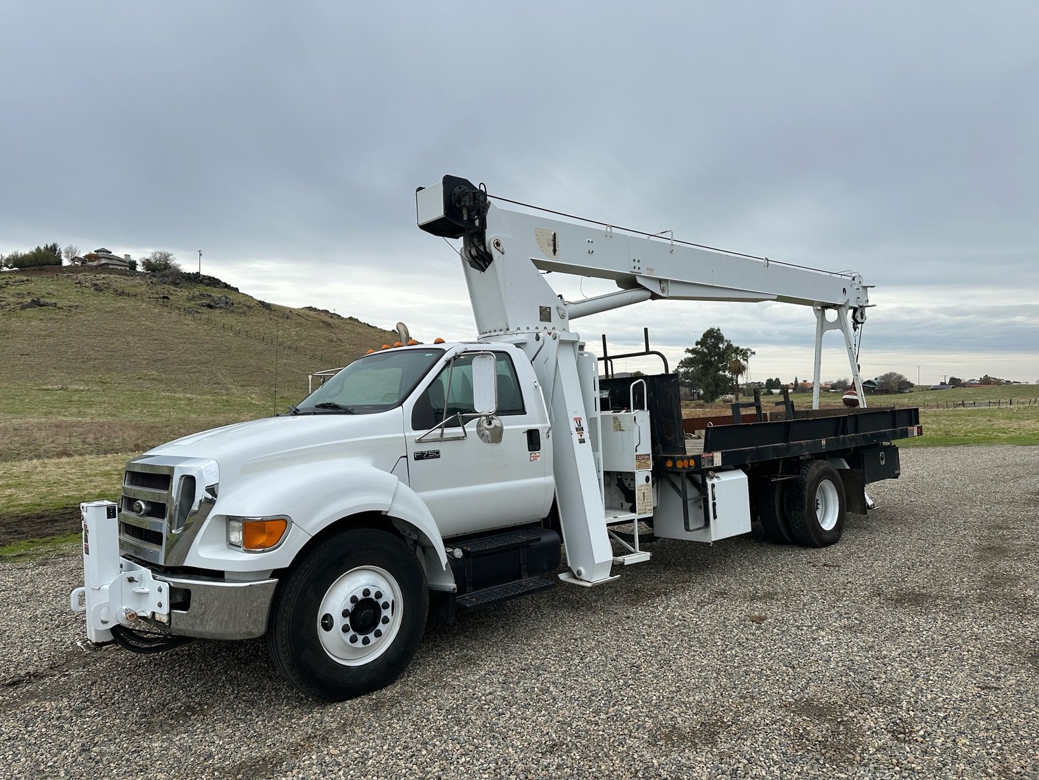 Image for 2009 Altec AC18-70B on 2009 Ford F750