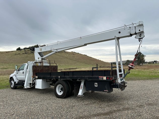 Image for 2009 Altec AC18-70B on 2009 Ford F750