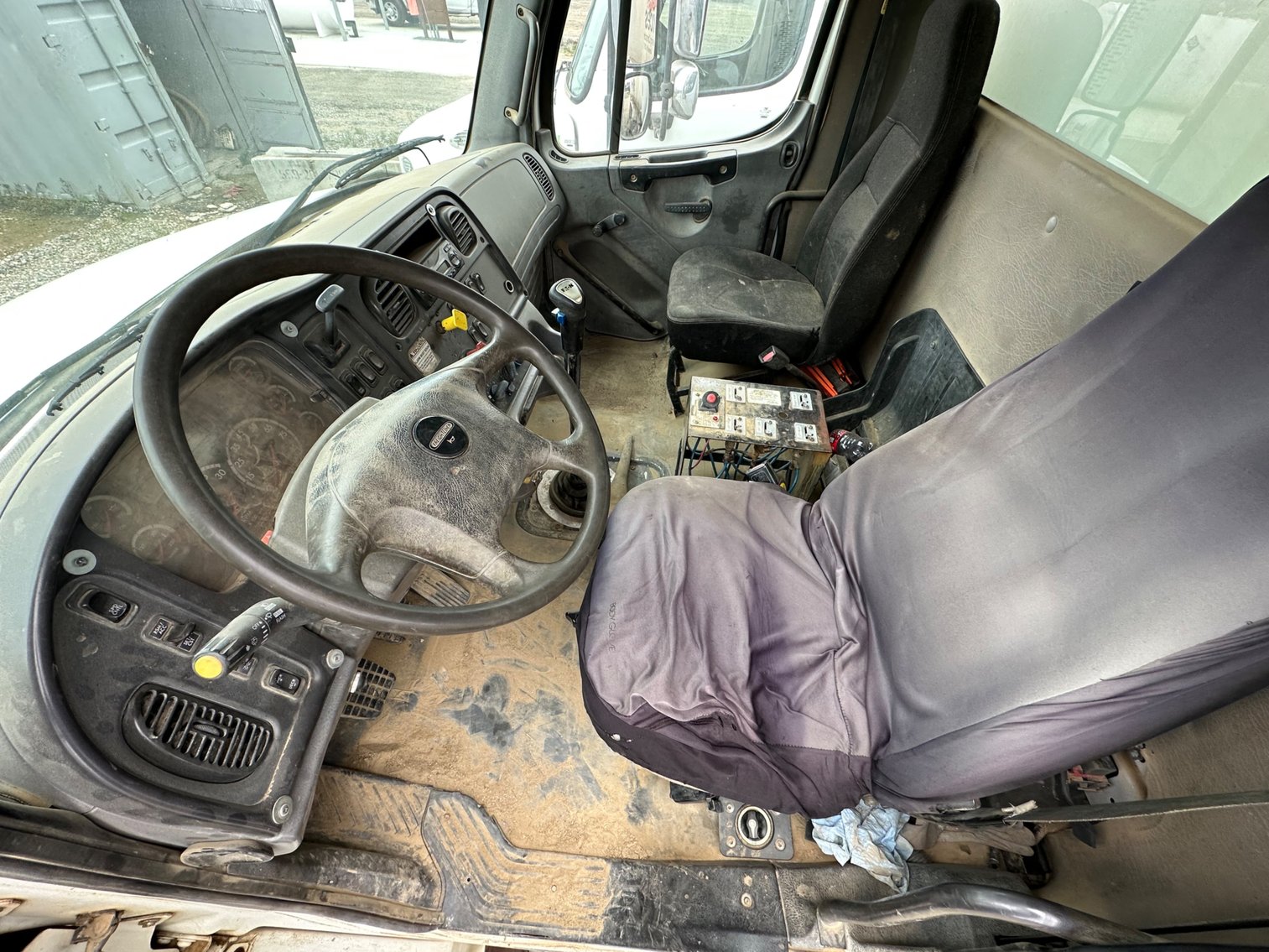 Image for 2011 Freightliner M2 T/A 4000 Gallon Water Truck