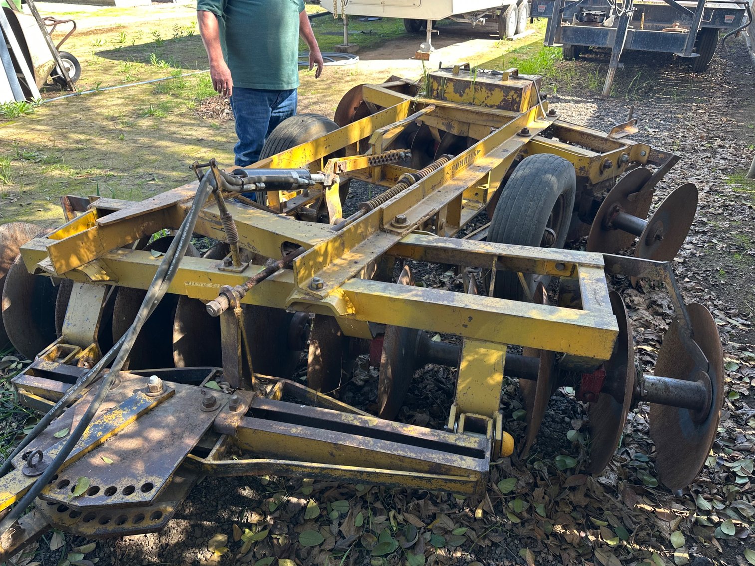 Image for 1990 John Deere 2755 Disc & Scraper Combo