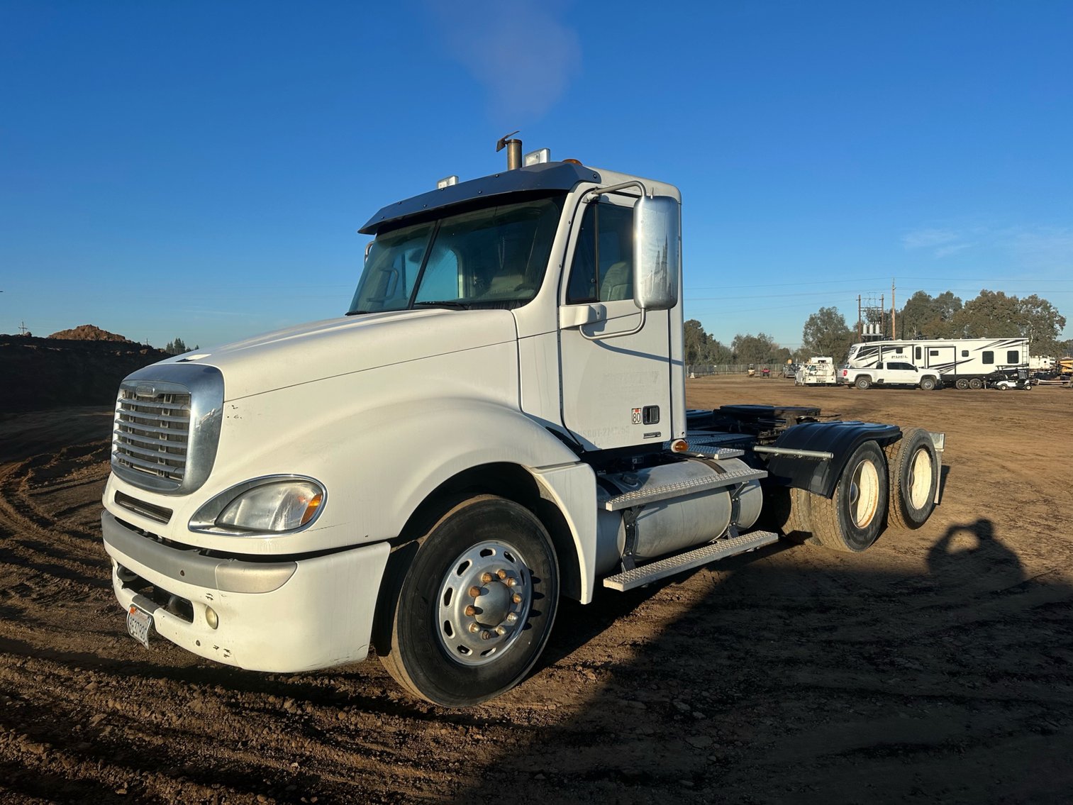 Image for 2007 Freightliner Columbia