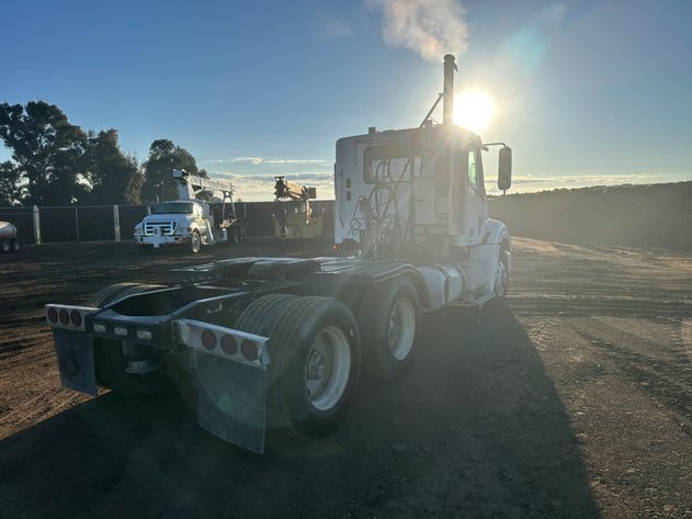 Image for 2007 Freightliner Columbia