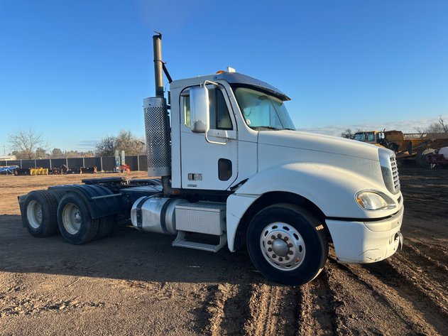 Image for 2007 Freightliner Columbia