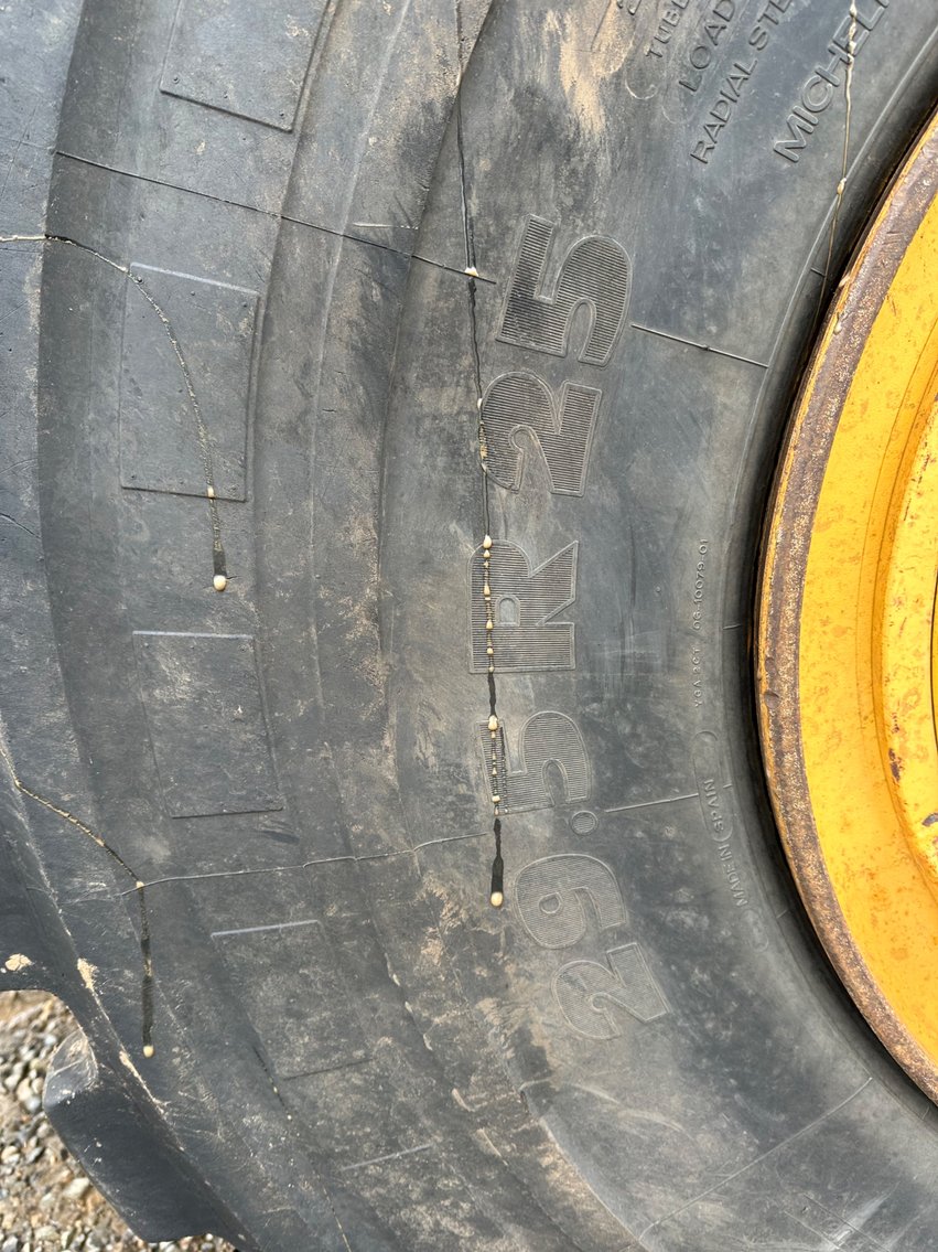 Image for 2015 John Deere 410ET